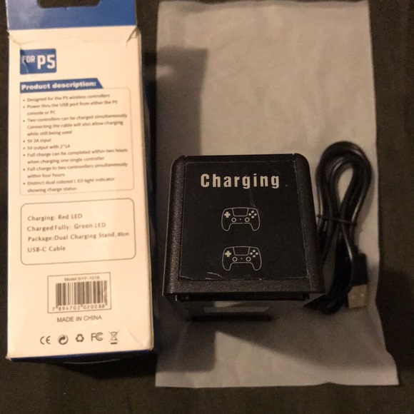 Dual Charging Dock - Picture 3 of 5